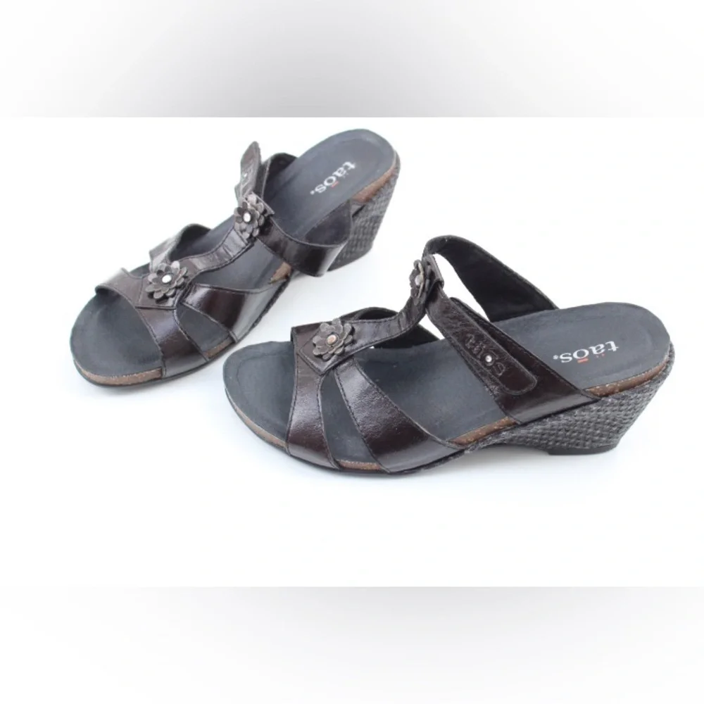 Taos wedge sandals